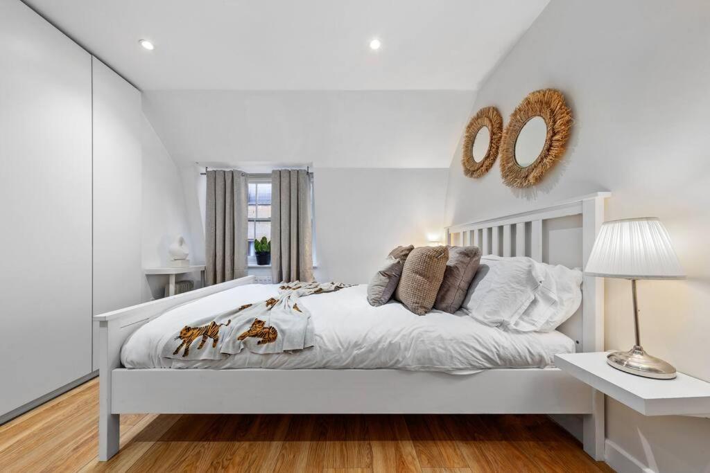 Apartament 3 Bedroom Flat In Mayfair Hy4