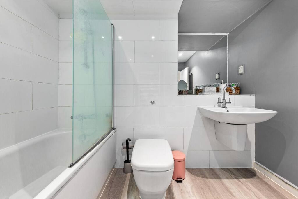 3 Bedroom Flat In Mayfair Hy4 * Londra